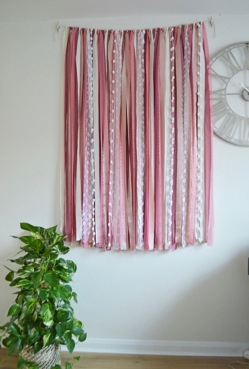 SMALL size selfie backdrop - custom made